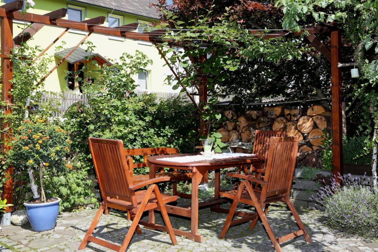 Ferienwohnung "Am Eisenbuehl" Berg  外观 照片